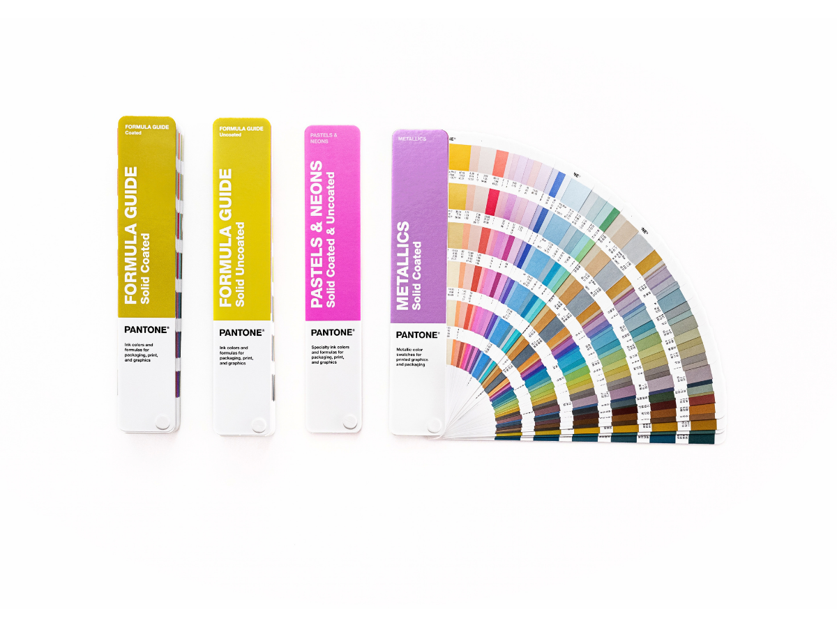 PANTONE SOLID GUIDE SET GP1605C 1