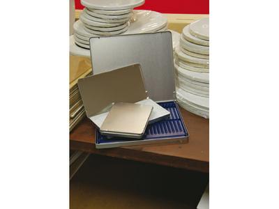 LEERE BLECHDOSE 138X102x15MM FÜR PASTELLE O. WACHSSTIFTE  1