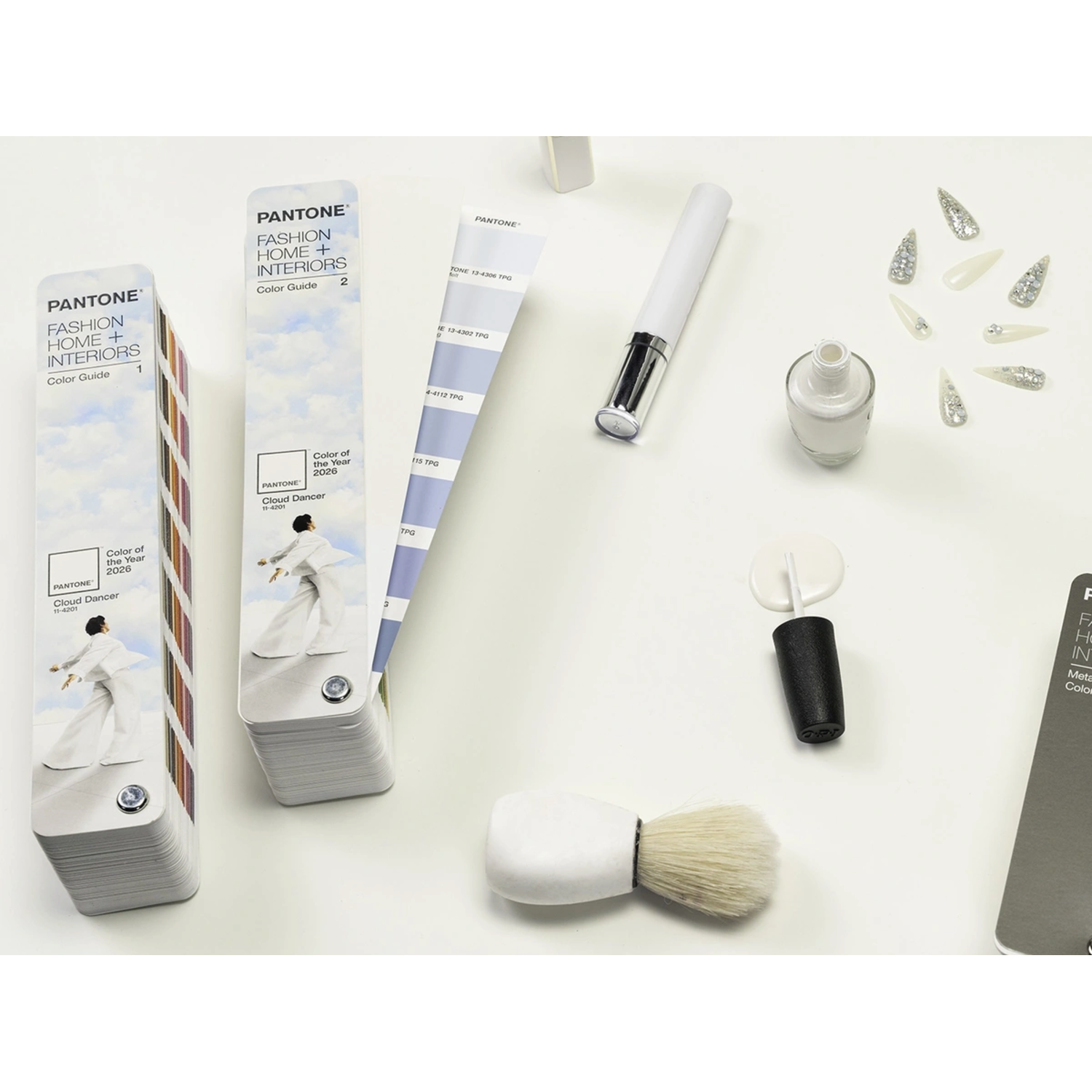 PANTONE FASHION & HOME COLORGUIDE LIMITED EDITION COLOR OF THE YEAR 2026 4